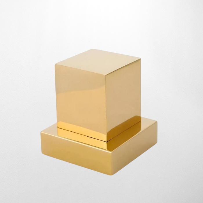 Portilato-ACBR-ǪD-Acabamento-de-Registro-Portilato-Ǫuadrado-Dourado-1-1-1.png